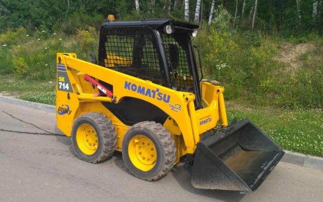 Мини-погрузчик Komatsu